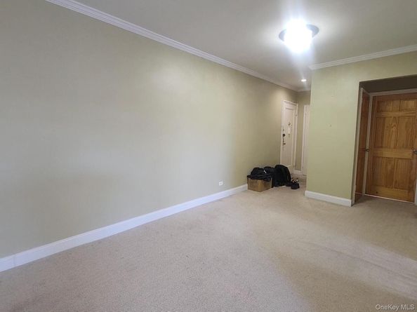 32-45 90 Street 607, East Elmhurst NY 11369