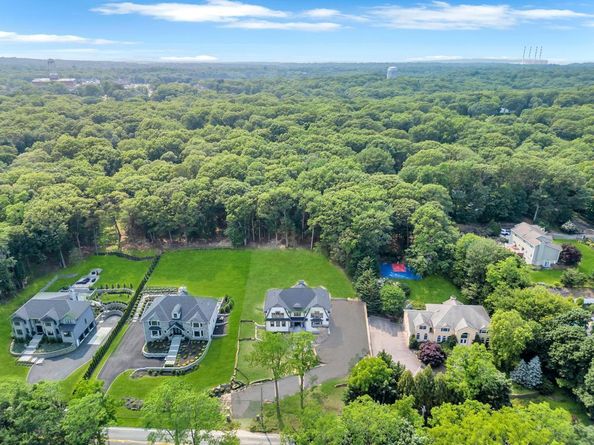 589 Old Bridge Road, Northport NY 11768