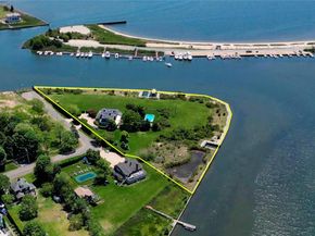 150 Senix Avenue, Center Moriches NY 11934