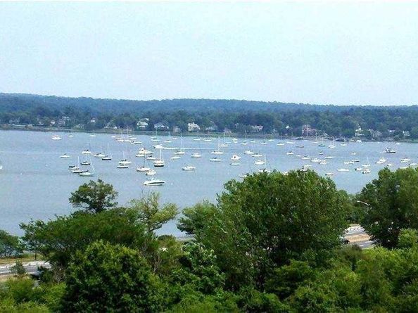 18-05 215 Street 7 H, Bayside NY 11360