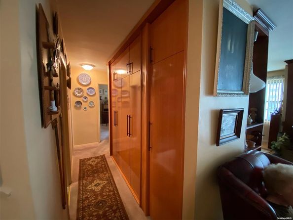 18-05 215 Street 7 H, Bayside NY 11360