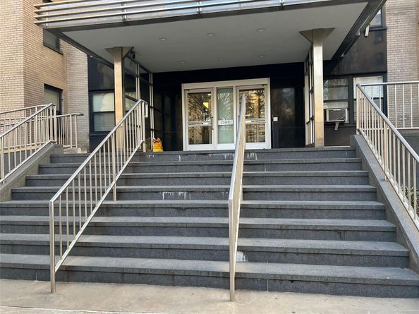1 Fordham Hill Oval 10E, Bronx NY 10468
