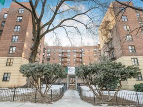 4489 Broadway 2E, New York (Manhattan) NY 10040