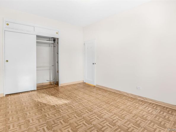 4489 Broadway 2E, New York (Manhattan) NY 10040