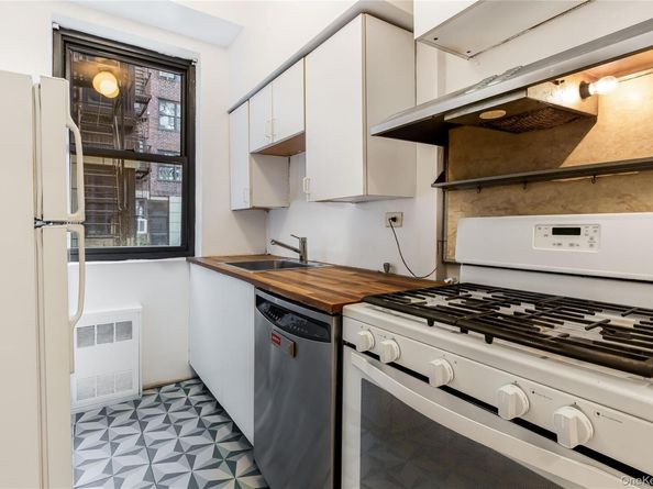 4489 Broadway 2E, New York (Manhattan) NY 10040