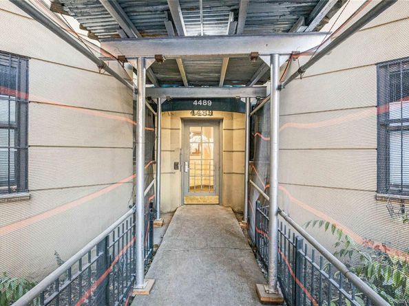 4489 Broadway 2E, New York (Manhattan) NY 10040