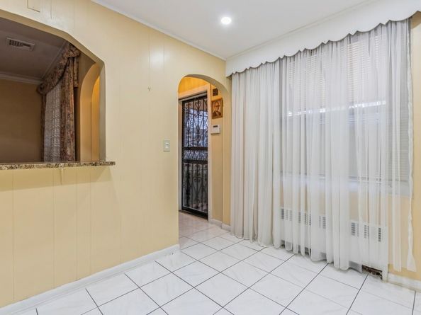 4121 Grace Avenue, Bronx NY 10466