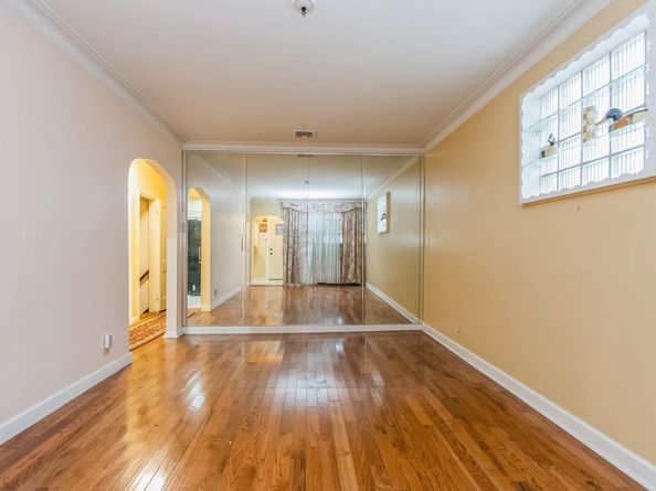 4121 Grace Avenue, Bronx NY 10466