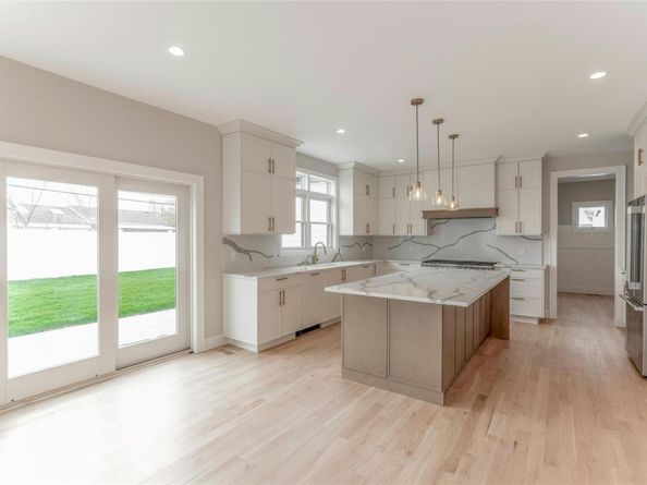 29 Vera Avenue, Plainview NY 11803