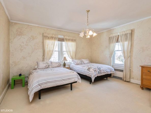 130 Hards Lane, Lawrence NY 11559