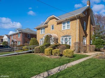 130 Hards Lane