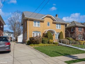 130 Hards Lane, Lawrence NY 11559