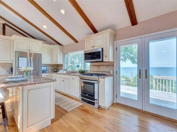 48 Crows Nest Drive