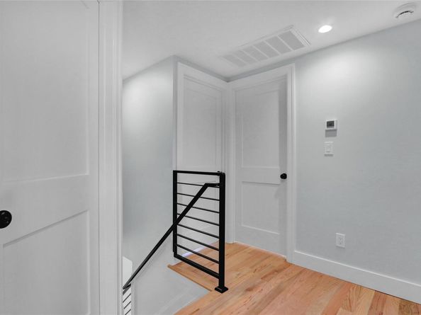 77 Carlls Path, North Babylon NY 11703