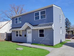 77 Carlls Path, North Babylon NY 11703