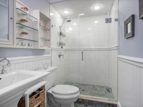 8 Cedarfield Lane, Westhampton NY 11977