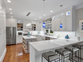 8 Cedarfield Lane, Westhampton NY 11977