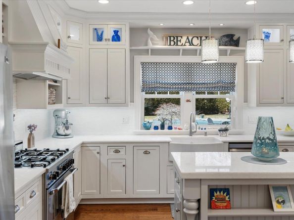 8 Cedarfield Lane, Westhampton NY 11977