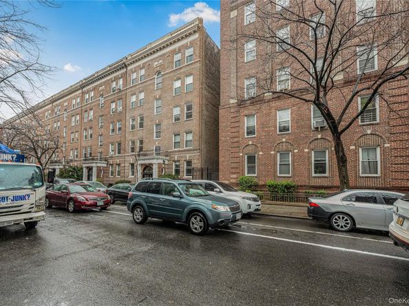 3447 82nd 42, Jackson Heights NY 11372