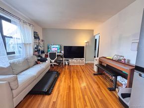 46-40 216 Street 3B, Bayside NY 11361