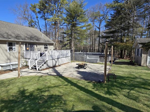 11 Doral Lane, Yaphank NY 11980