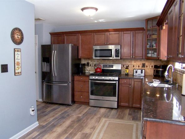 11 Doral Lane, Yaphank NY 11980