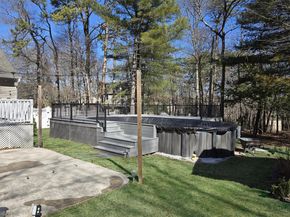 11 Doral Lane, Yaphank NY 11980