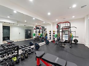 17 Oxford Road, Scarsdale NY 10583