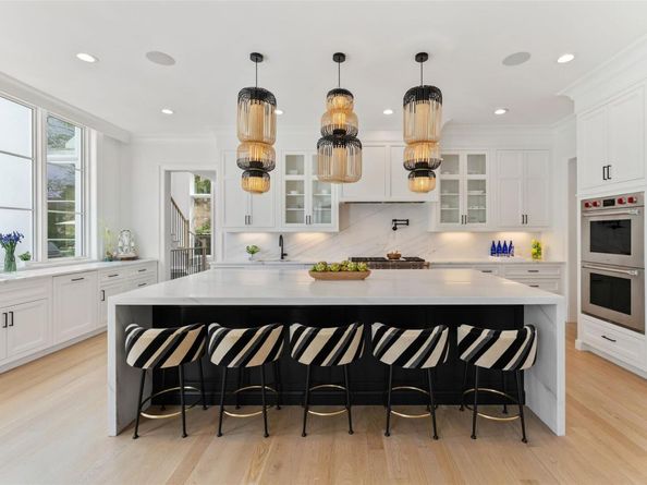 17 Oxford Road, Scarsdale NY 10583