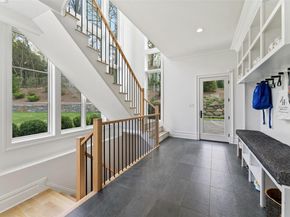 17 Oxford Road, Scarsdale NY 10583