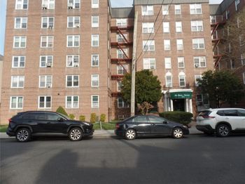 84-55 Daniels Street