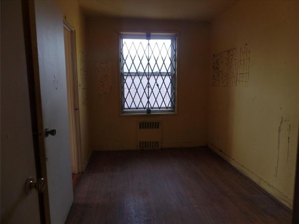 84-55 Daniels Street 3B, Briarwood NY 11435