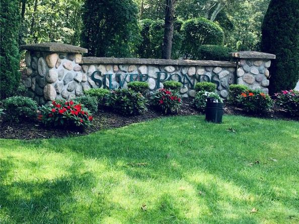 72 Fox Court 72, Manorville NY 11949
