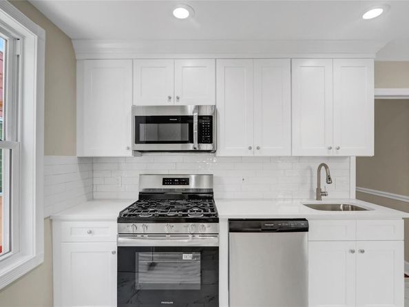 62-33 59th Drive, Maspeth NY 11378