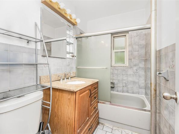 2733 Tenbroeck Avenue, Bronx NY 10469