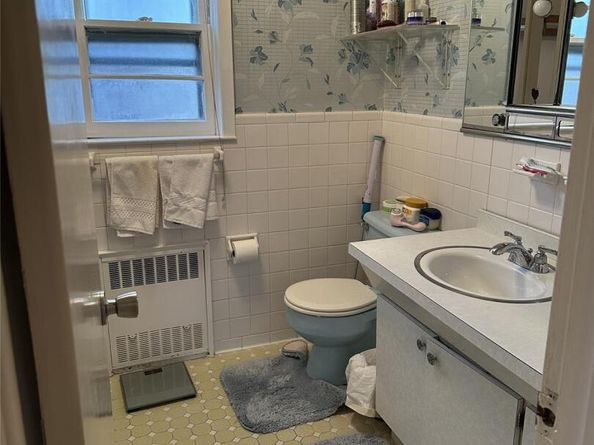 7906 214th Street, Bayside NY 11364