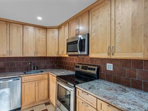 168-11 12th Avenue 3D, Beechhurst NY 11357
