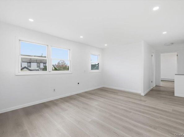 962 Washington Street, Baldwin NY 11510