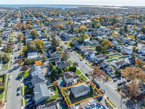 43 Wynsum Avenue, Merrick NY 11566