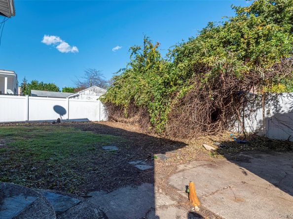 43 Wynsum Avenue, Merrick NY 11566