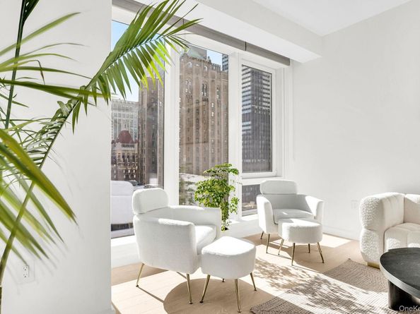 138 E 50th Street 26C, New York (Manhattan) NY 10022