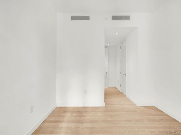 138 E 50th Street 26C, New York (Manhattan) NY 10022