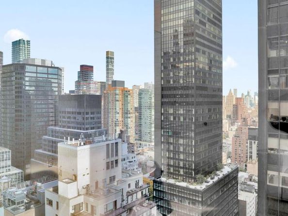 138 E 50th Street 26C, New York (Manhattan) NY 10022