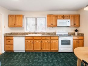 34 Adela Court, Yorktown Heights NY 10598