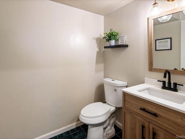 34 Adela Court, Yorktown Heights NY 10598