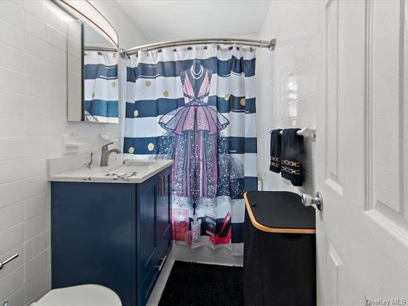 1910 S Pelham Parkway S 3G, Bronx NY 10461