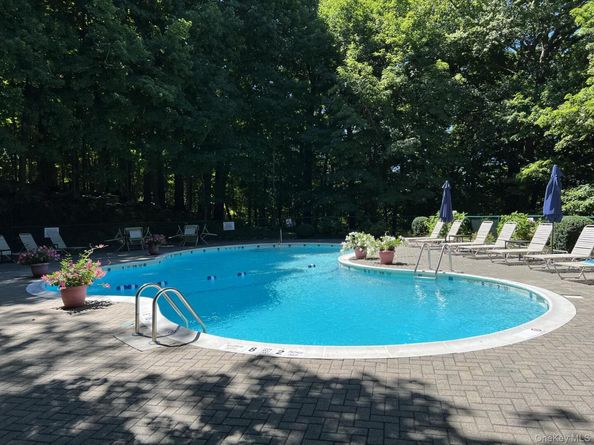 42 Timber Ridge, Mount Kisco NY 10549