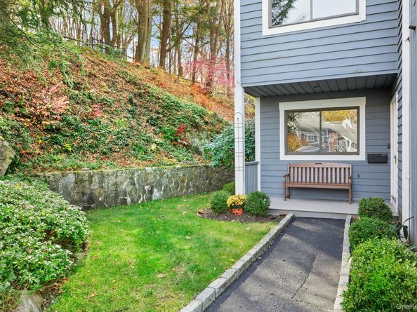 42 Timber Ridge, Mount Kisco NY 10549