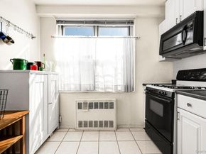 70-25 Yellowstone Boulevard 4D, Forest Hills NY 11375