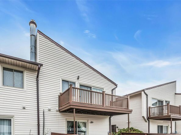 650 Newbridge Road 9, East Meadow NY 11554